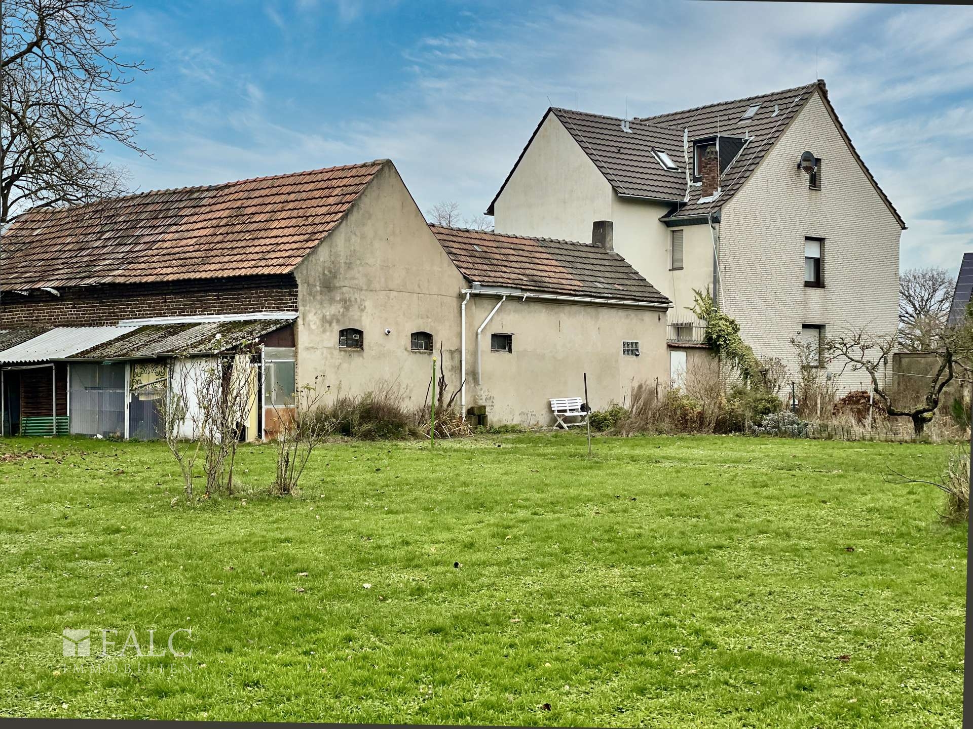 07 - Haus Rückansicht